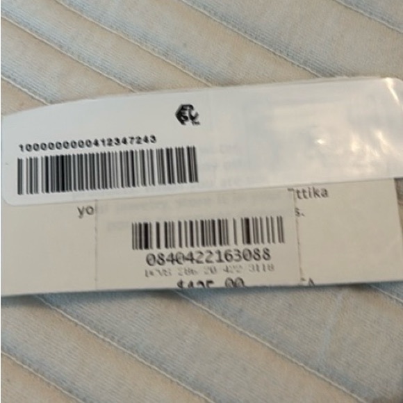 Meet your Posher, Julie - Picture 2 of 7